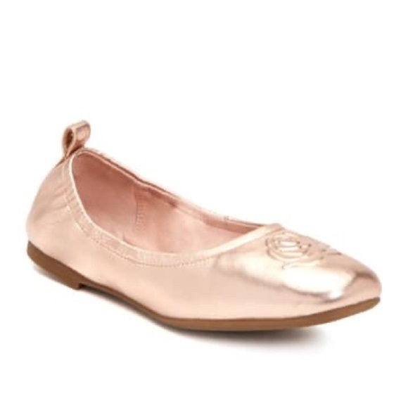 Taryn Rose
Raquel Metallic Ballet Flat - Picture 6 of 7